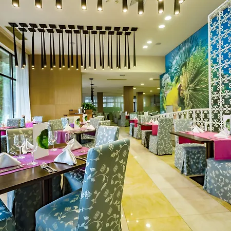 منتجع Barcelo Royal ساني بيتش