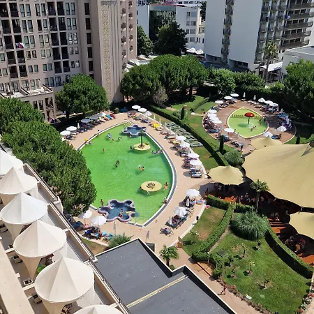 Barcelo Royal 리조트 써니비치