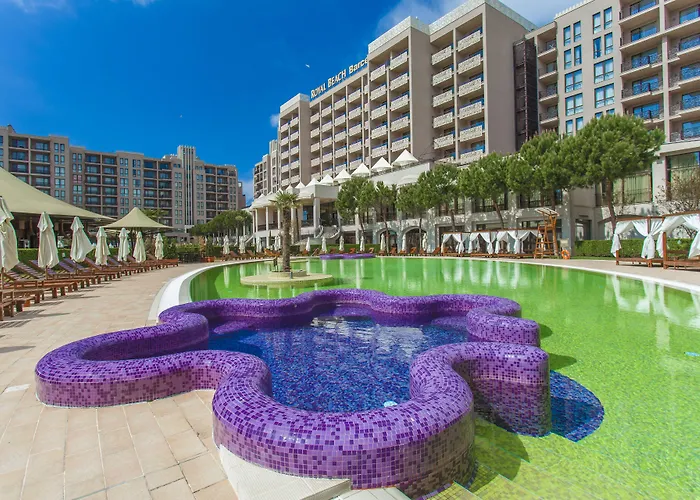 Semesteranläggning (resort) Barcelo Royal 5*